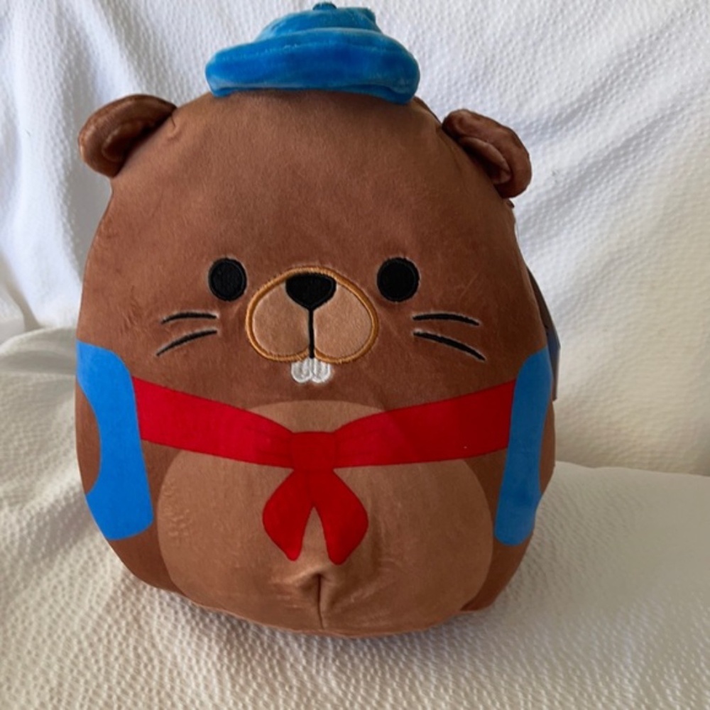 SQUISHMALLOWS chip  the beaver toy 10” NEW ORIGINAL